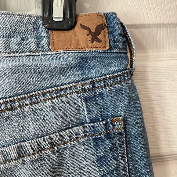 American Eagle Sz 6 Reg Vintage High Rise Two Tone Frayed Hem Button Fly Jeans - Picture 7 of 11